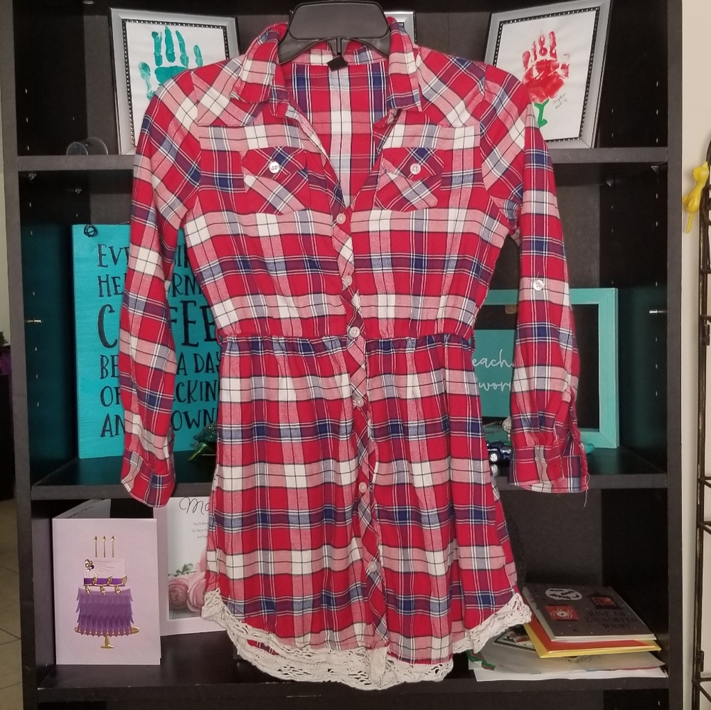 Tunic-style girl's plaid dress shirt med 10/12